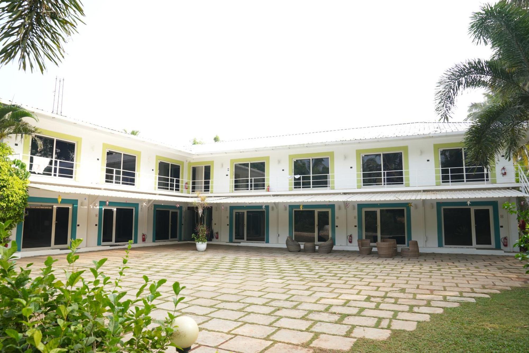Regenta Beach House Resort, Goa Benaulim Exterior foto